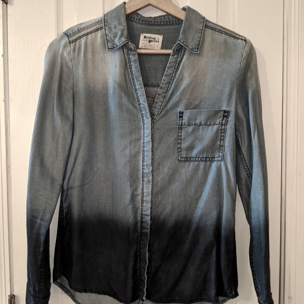 Anthropologie Holding Horses Denim Button Chambray Ombre Top